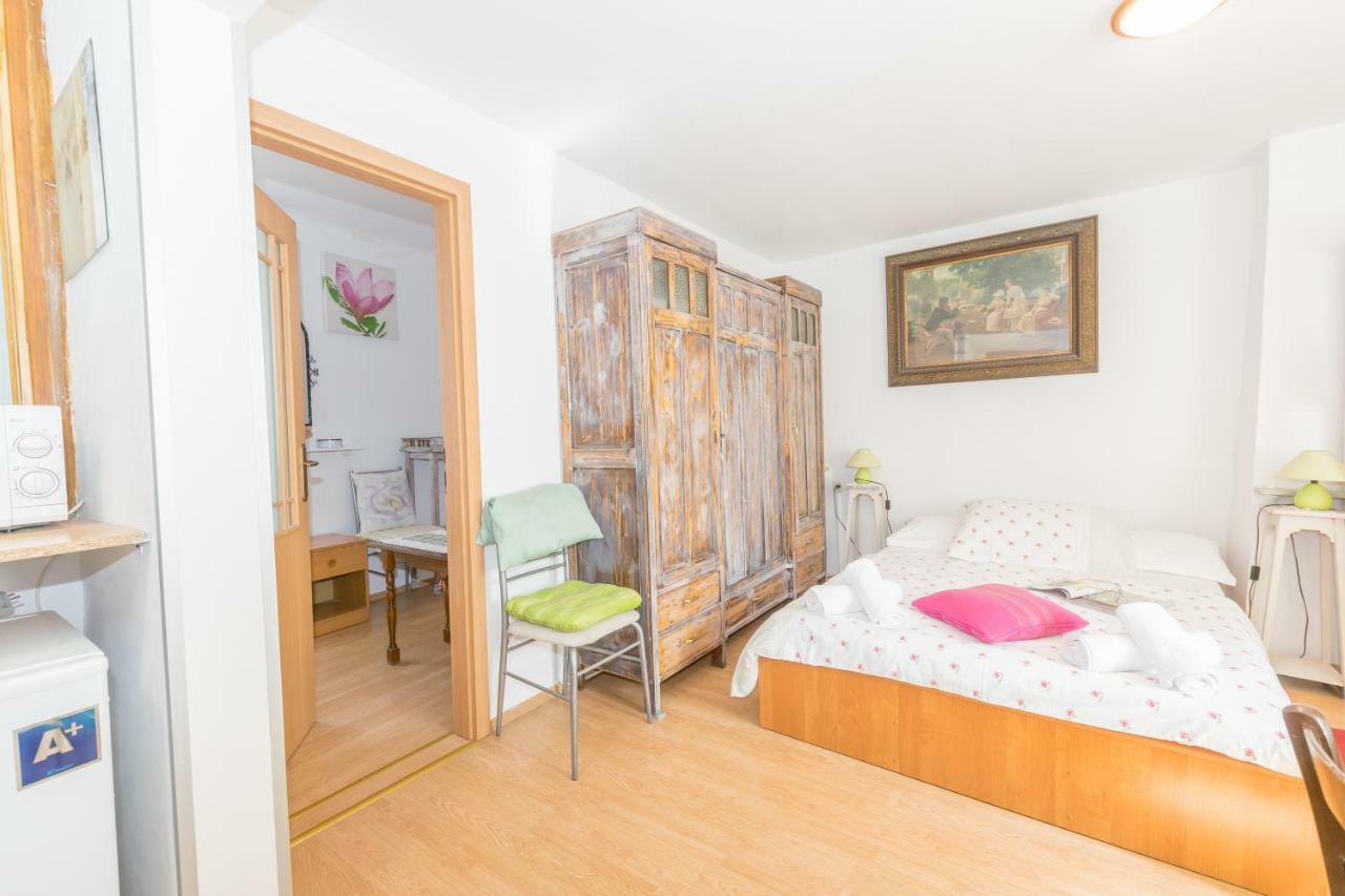 Beautiful Rustical Apt Ana In The Heart Of Rovinj Zewnętrze zdjęcie