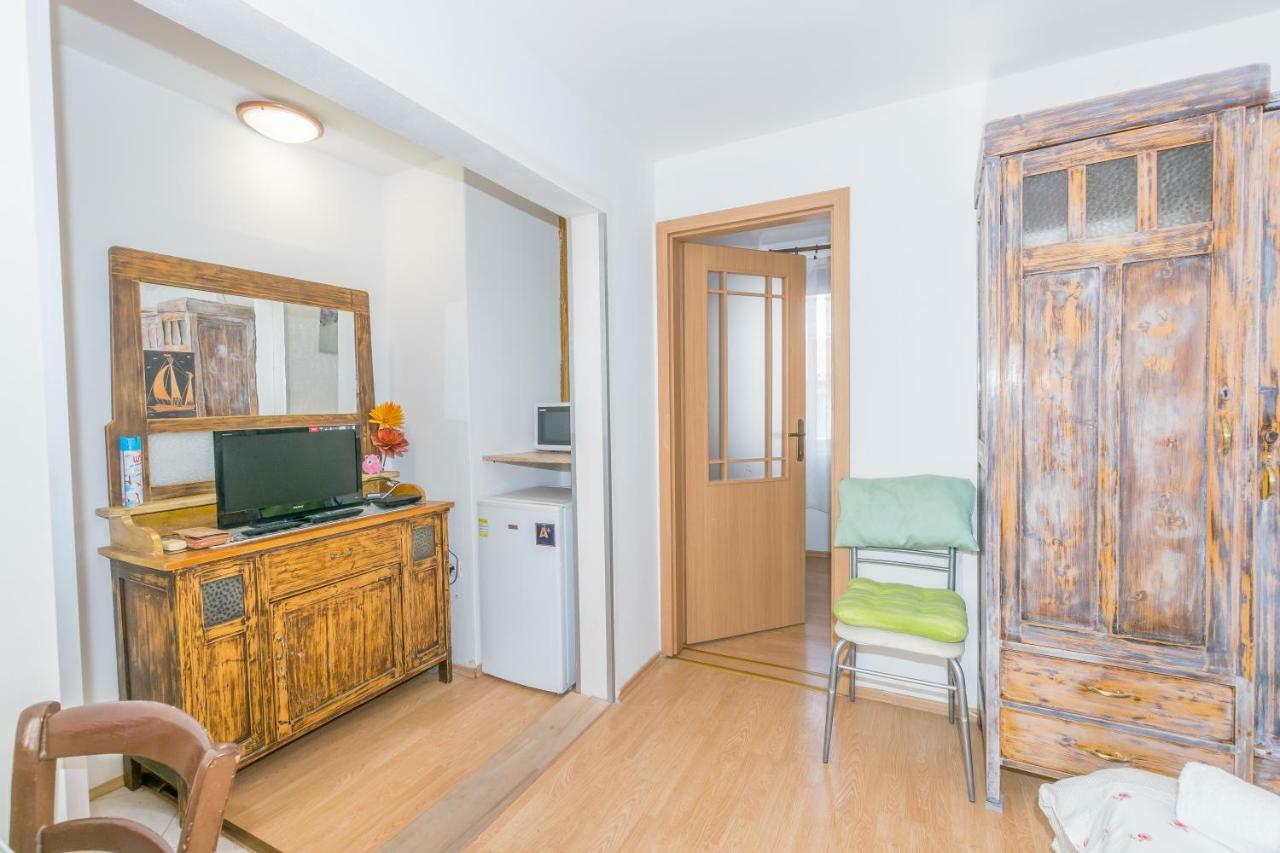 Beautiful Rustical Apt Ana In The Heart Of Rovinj Zewnętrze zdjęcie