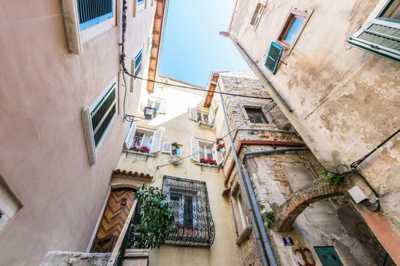 Beautiful Rustical Apt Ana In The Heart Of Rovinj Zewnętrze zdjęcie